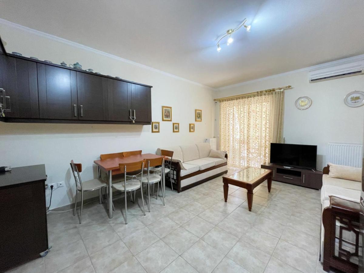 Zeta'S Apartment In Nafplio Exterior photo